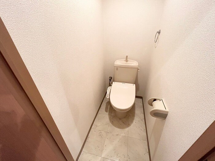 物件内観写真13　(トイレ)