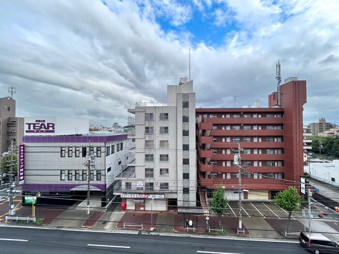 物件内観写真16　(室内からの展望)