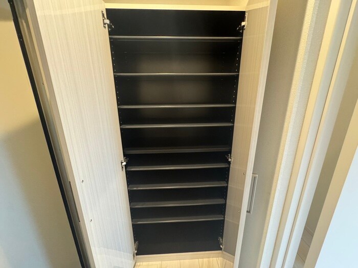 物件内観写真16　(靴箱)