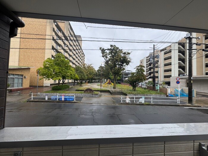 物件内観写真21　(室内からの展望)