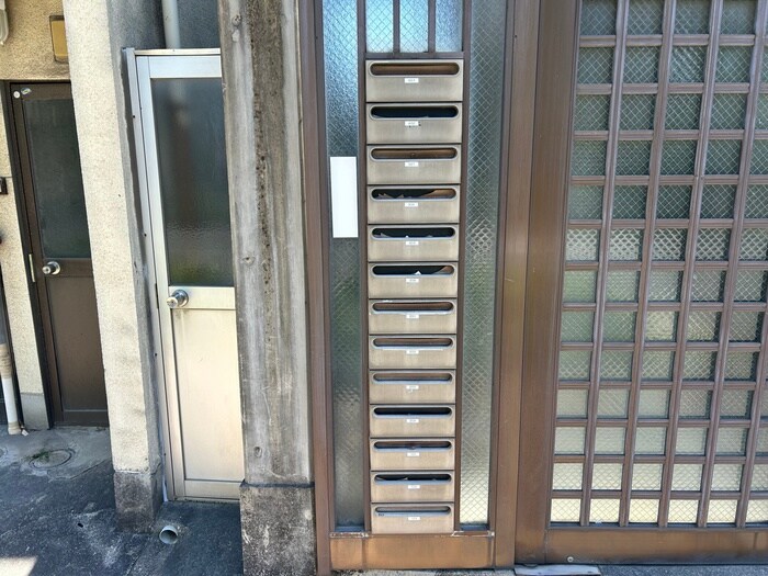 物件外観写真4　(建物設備)