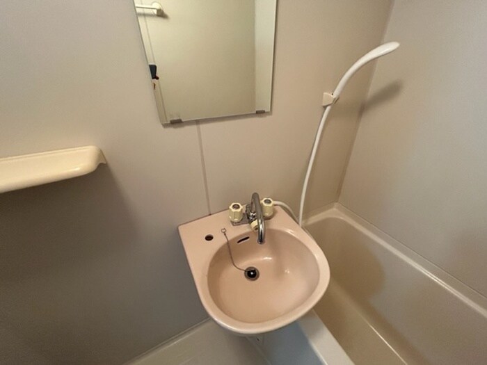 物件内観写真10　(洗面)