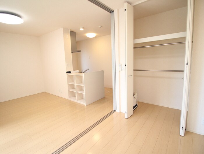 物件内観写真12　(居室)