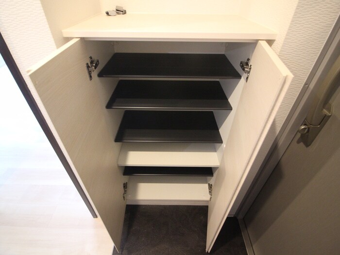 物件内観写真16　(靴箱)