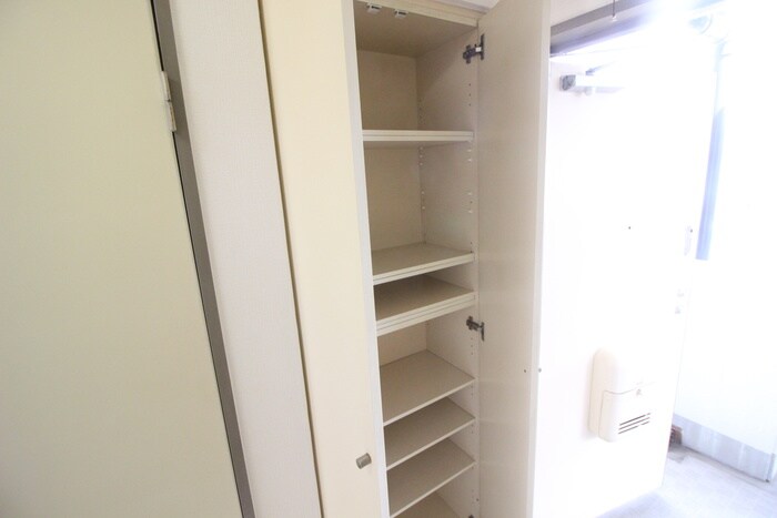 物件内観写真14　(靴箱)