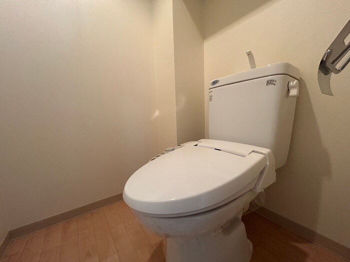 物件内観写真14　(トイレ)
