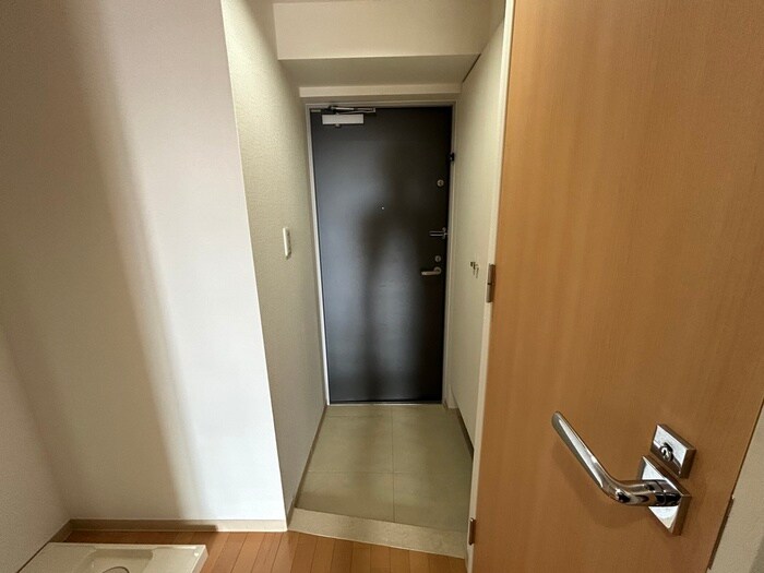 物件内観写真15　(玄関)