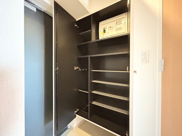 物件内観写真17　(靴箱)