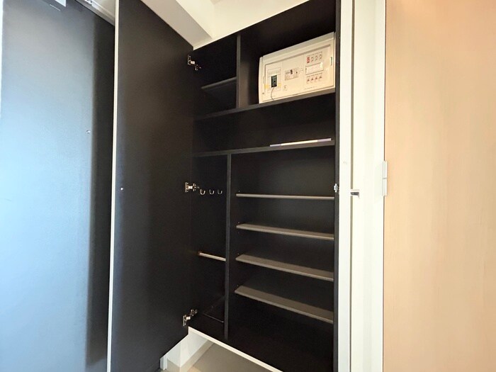 物件内観写真17　(靴箱)