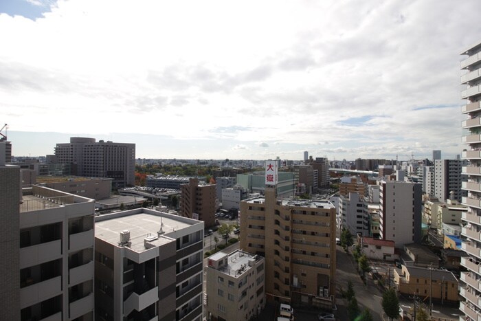 物件内観写真17　(室内からの展望)