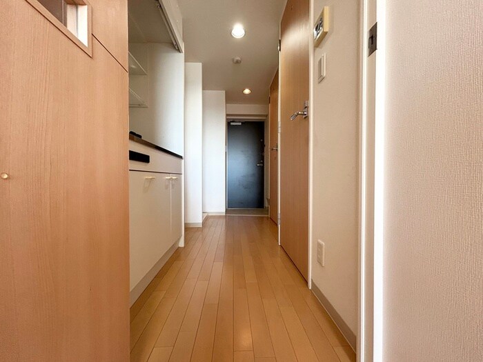 物件内観写真18　(廊下)