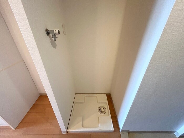 物件内観写真19　(洗濯機置場)