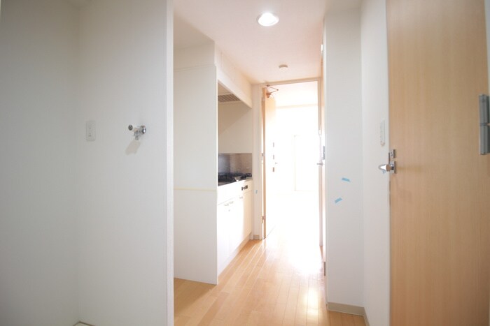 物件内観写真21　(廊下)