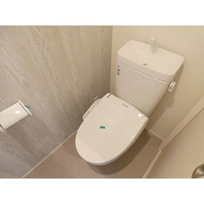 物件内観写真5　(トイレ)