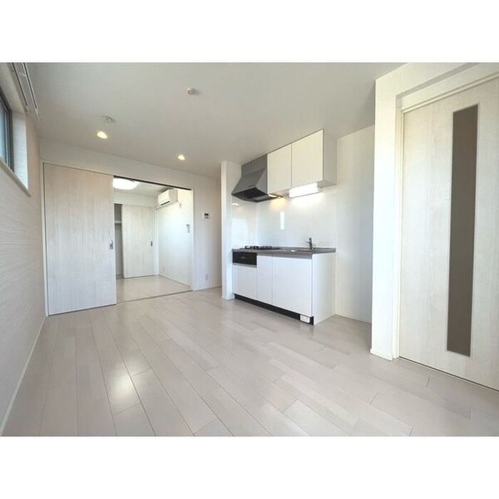 物件内観写真4　(居室)