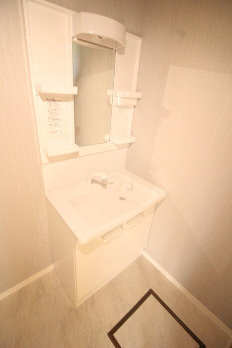 物件内観写真13　(洗面)