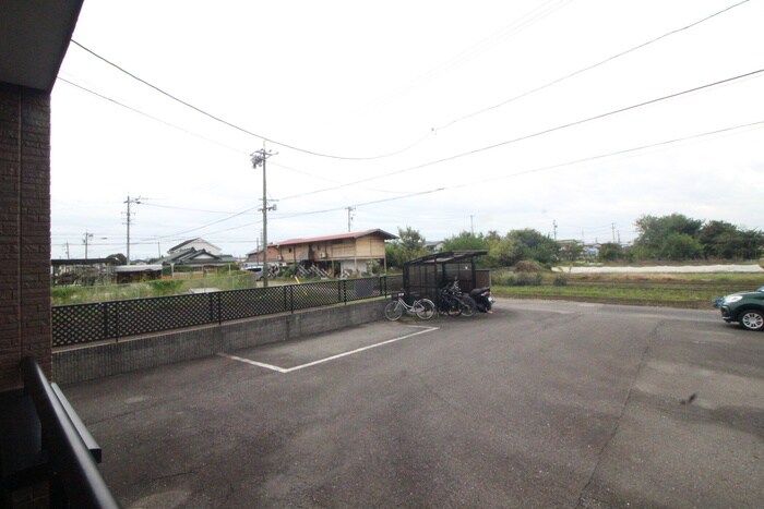 物件内観写真20　(室内からの展望)