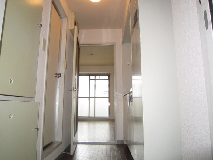 物件内観写真7　(廊下)