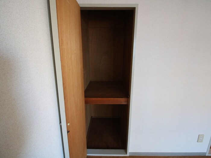 物件内観写真14　(収納)