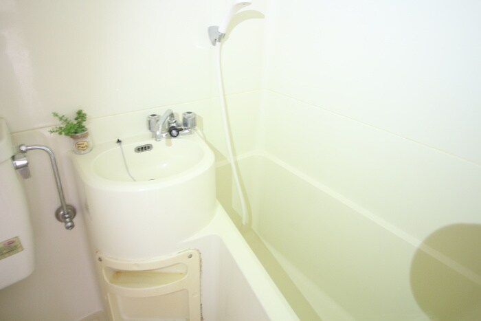 物件内観写真16　(バス／シャワールーム等)