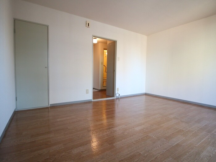 物件内観写真21　(居室)