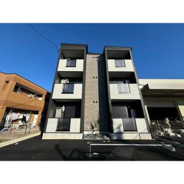 物件外観写真1　(外観写真)