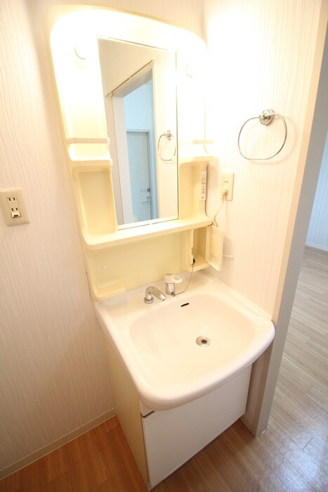 物件内観写真11　(洗面)