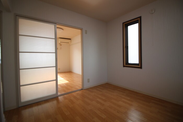物件内観写真14　(居室)