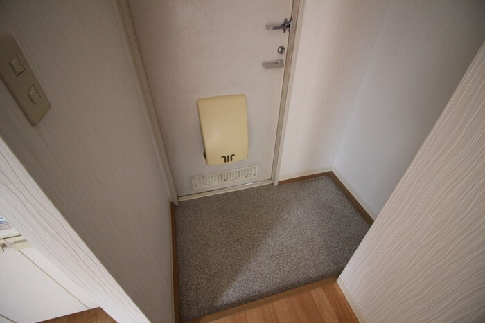 物件内観写真21　(玄関)
