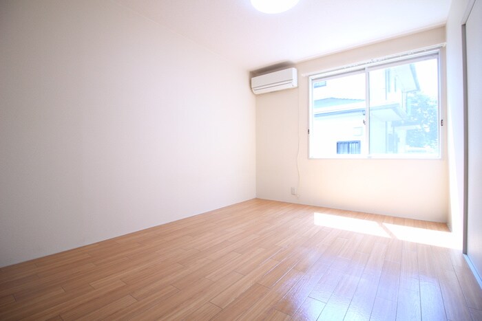 物件内観写真21　(居室)