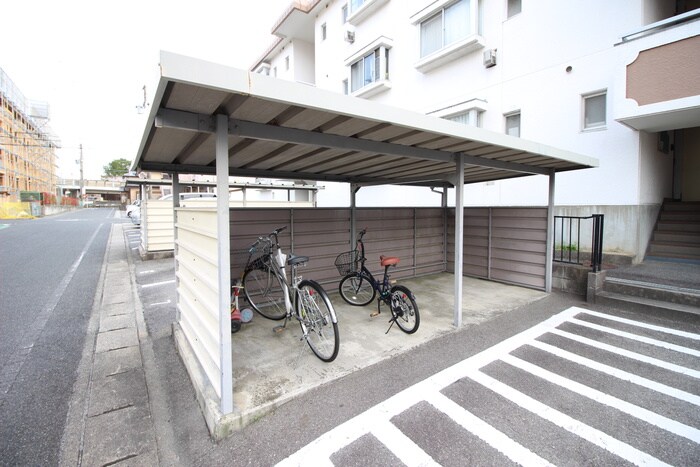 物件外観写真6　(建物設備)