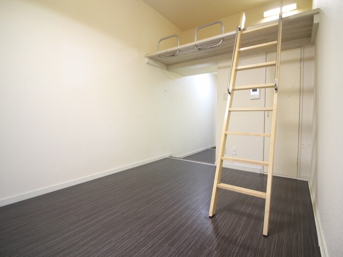 物件内観写真8　(居室)