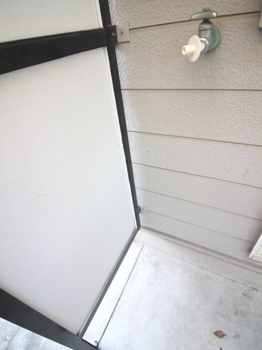 物件内観写真18　(洗濯機置場)