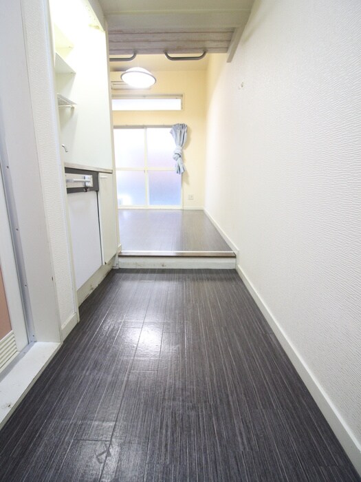 物件内観写真19　(廊下)