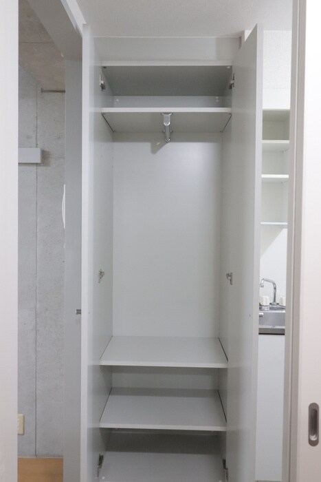 物件内観写真9　(収納)