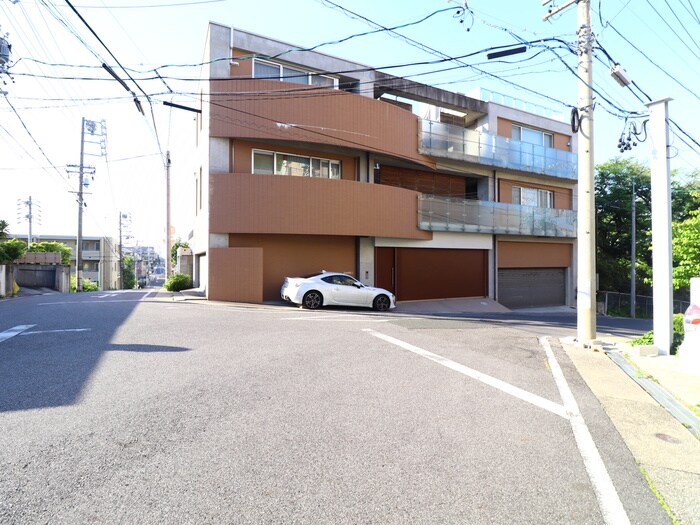 物件外観写真6　(周辺環境)