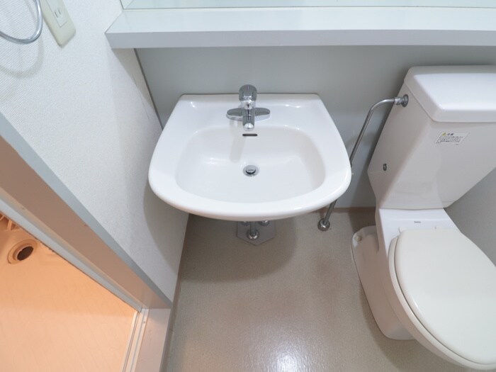 物件内観写真14　(洗面)