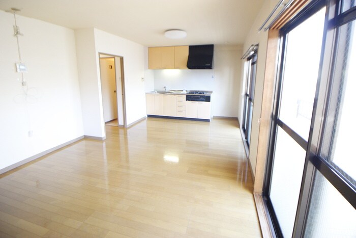 物件内観写真8　(居室)