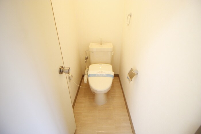 物件内観写真17　(トイレ)
