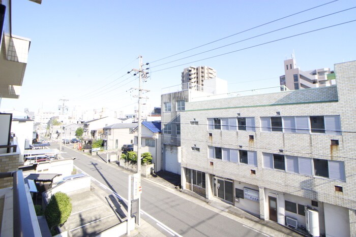 物件内観写真22　(室内からの展望)