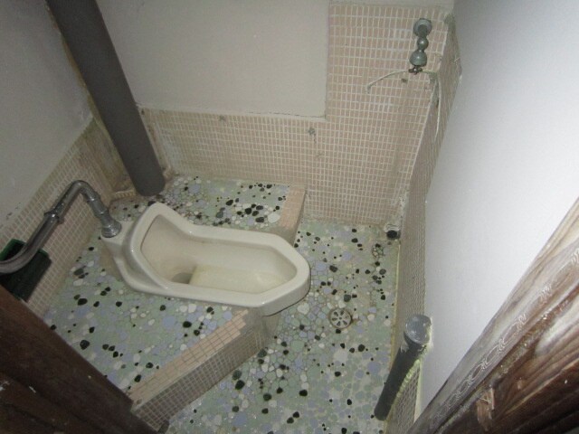 物件内観写真15　(トイレ)