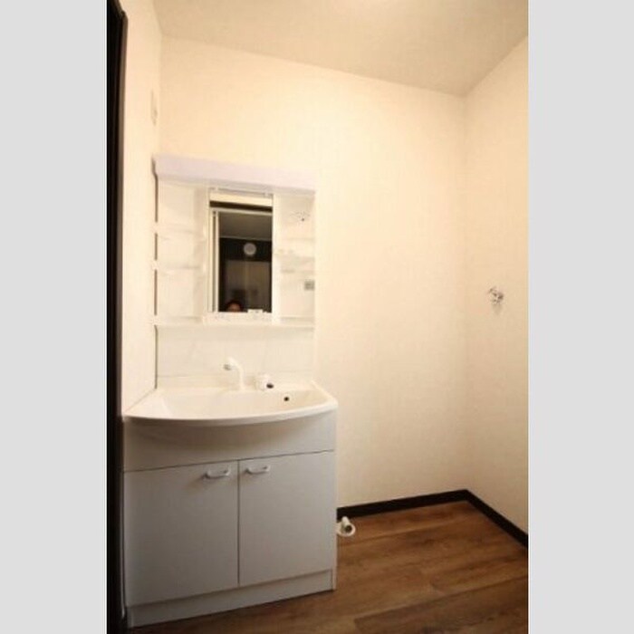 物件内観写真4　(洗面)