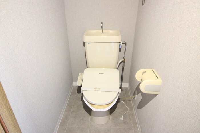 物件内観写真11　(トイレ)