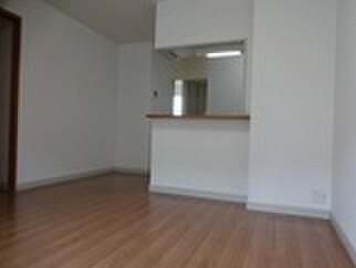 物件内観写真4　(居室)