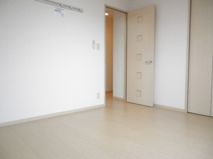 物件内観写真5　(居室)