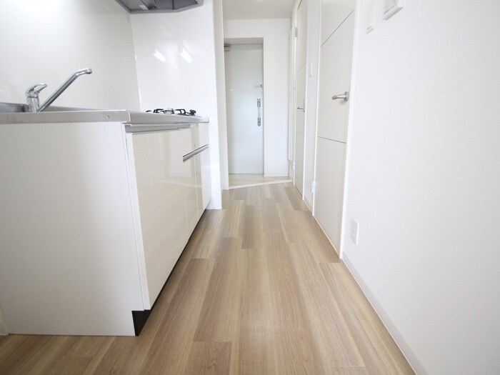 物件内観写真15　(玄関)