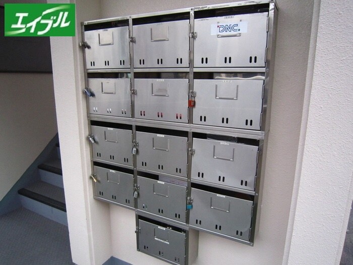 物件外観写真4　(建物設備)