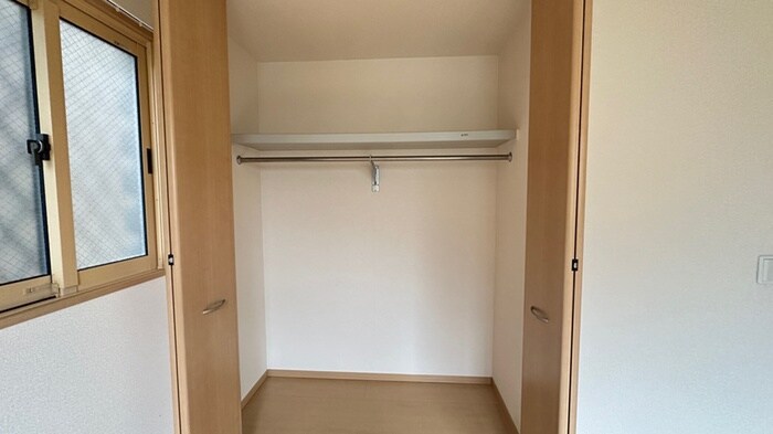 物件内観写真10　(収納)