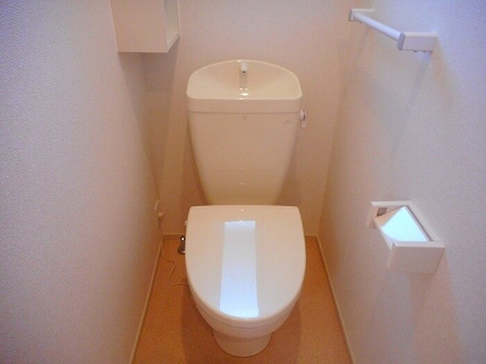 物件内観写真7　(トイレ)