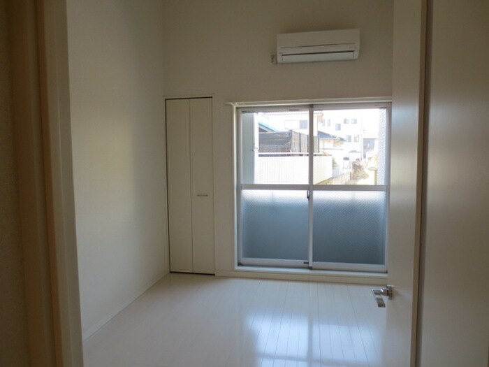 物件内観写真12　(居室)